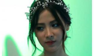 用树叶做衣服走秀 用树叶做衣服走秀